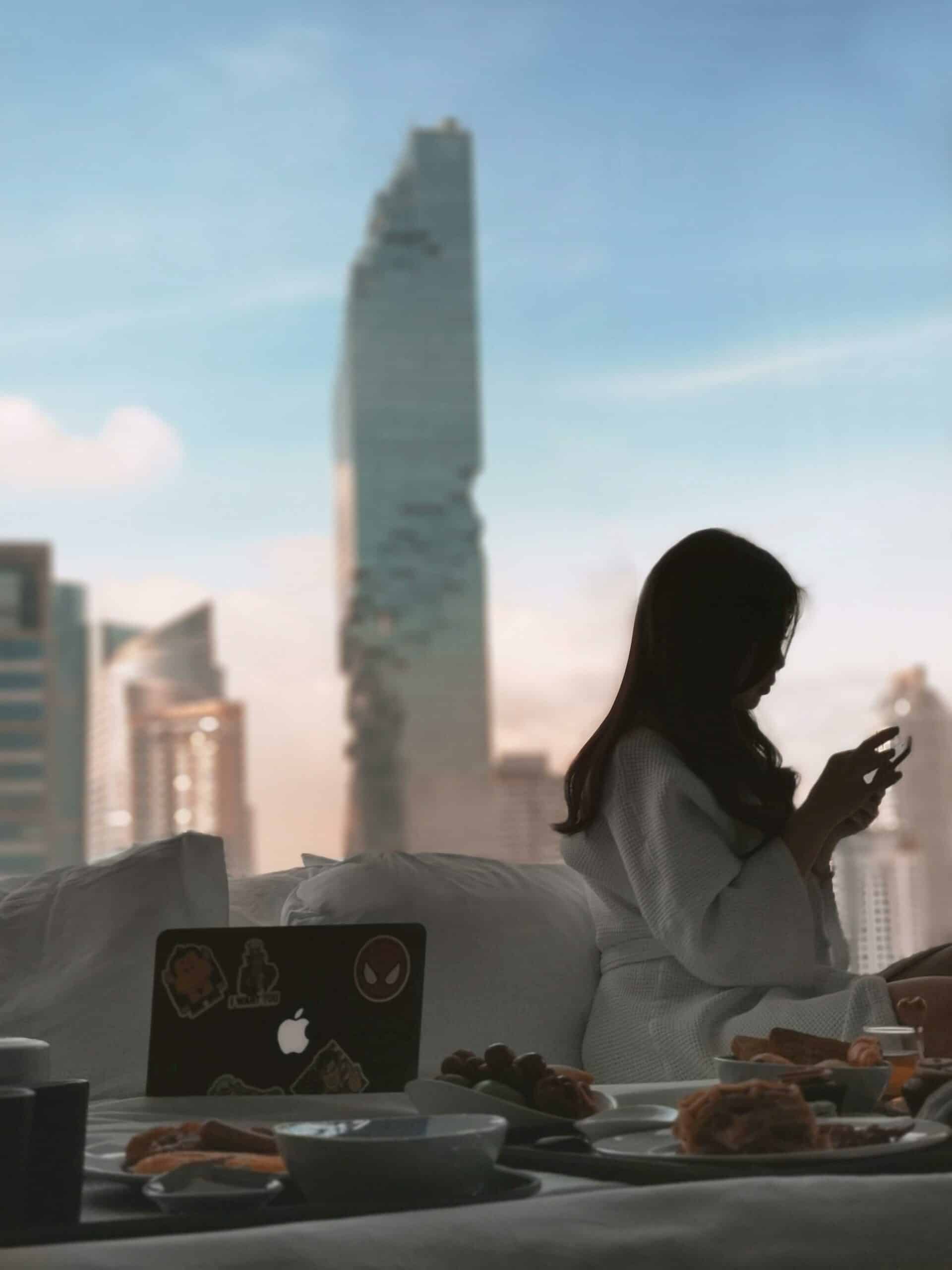 You are currently viewing Comment choisir le meilleur fournisseur wifi pour votre hôtel
