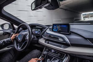 Lire la suite à propos de l’article SDV : comment le WiFi managé propulse les garages dans l’ère des Software‑Defined Vehicles