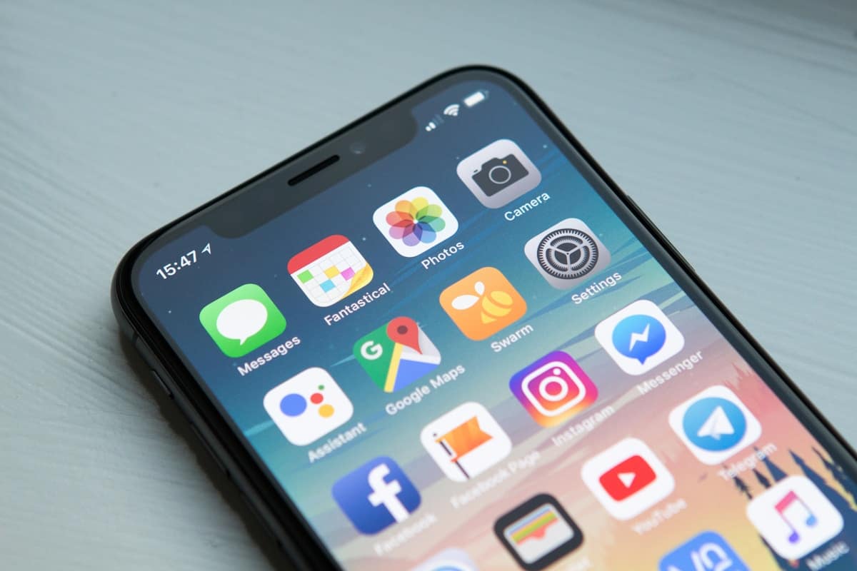 Smartphone Android parametres WiFi - trouver adresse MAC